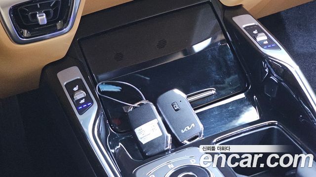 Kia Sorento 2023 — photo 28