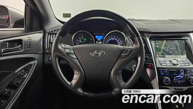 Hyundai Sonata 2012 — photo 13