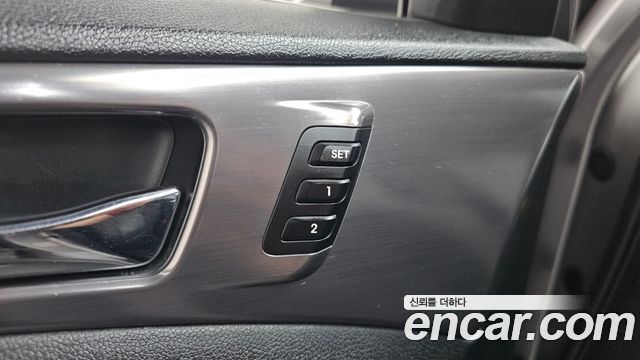 Hyundai Sonata 2012 — photo 17