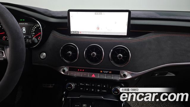 Kia Stinger 2021 — photo 19