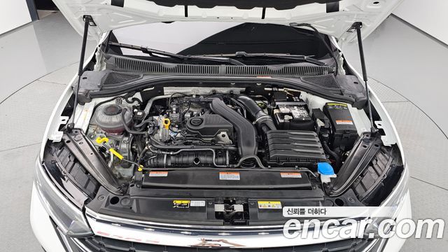 Volkswagen Jetta 2024 — photo 6