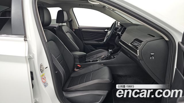 Volkswagen Jetta 2024 — photo 17