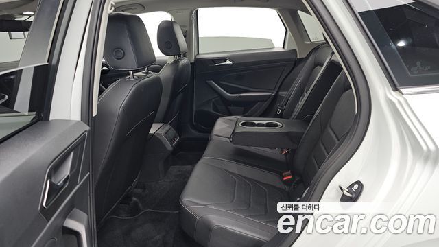 Volkswagen Jetta 2024 — photo 16