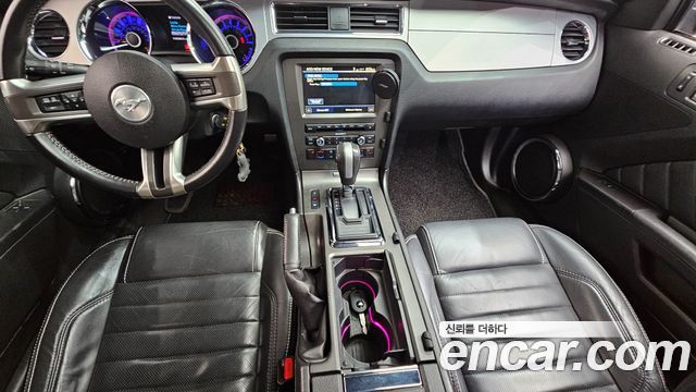 Ford Mustang 2013 — photo 7