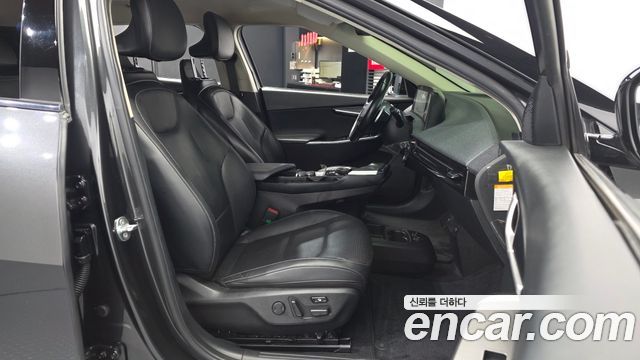 Kia EV6 2022 — photo 17