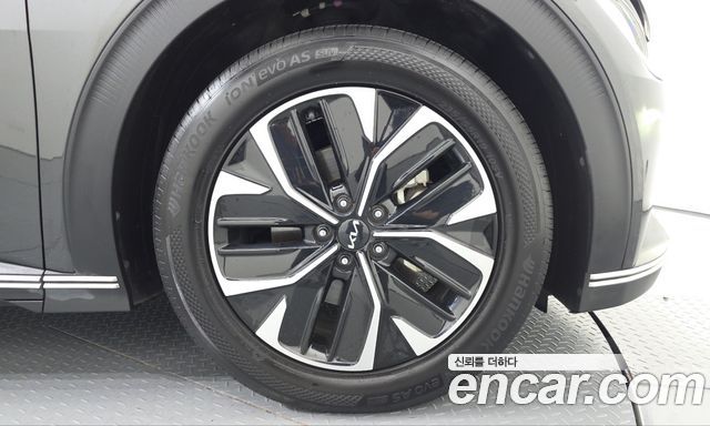Kia EV6 2022 — photo 7