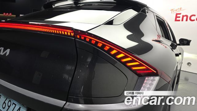Kia EV6 2022 — photo 9