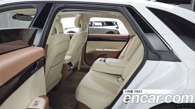 Hyundai Grandeur 2023 — photo 18