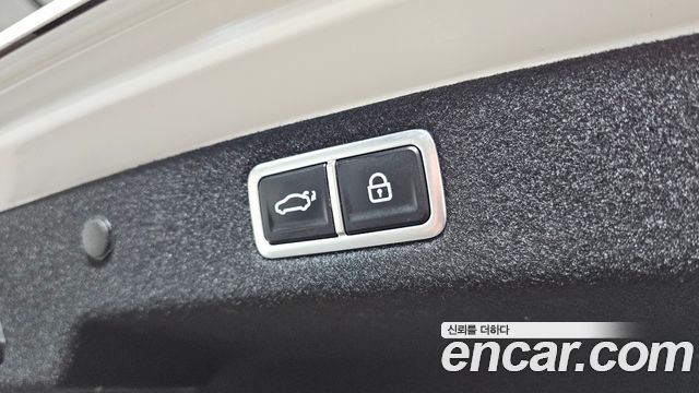 Hyundai Grandeur 2023 — photo 24