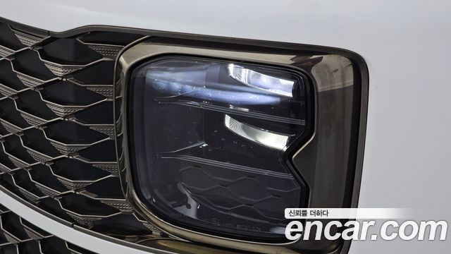 Hyundai Grandeur 2023 — photo 8