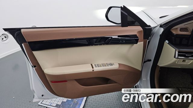 Hyundai Grandeur 2023 — photo 14