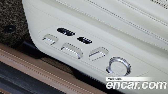 Hyundai Grandeur 2023 — photo 32