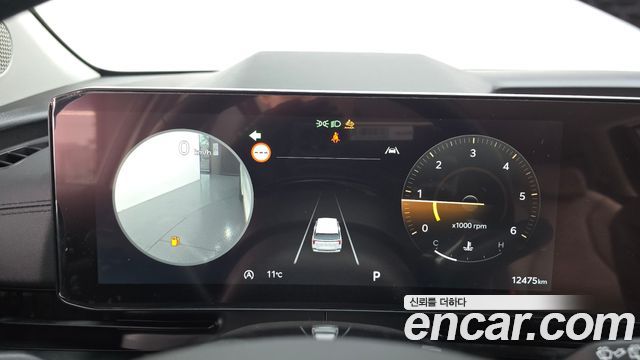 Kia Canival 2024 — photo 8