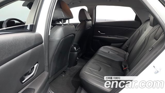 Hyundai AVANTE 2026 — photo 17
