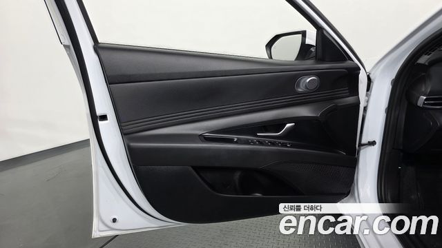 Hyundai AVANTE 2026 — photo 14