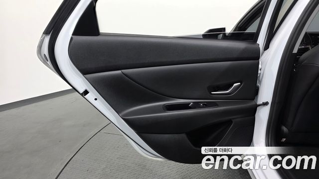 Hyundai AVANTE 2026 — photo 15