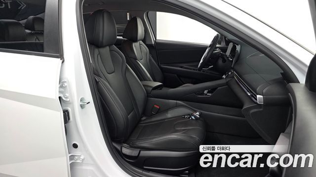 Hyundai AVANTE 2026 — photo 16