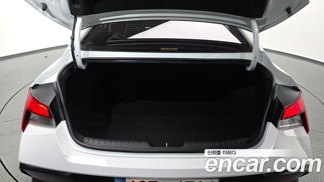 Hyundai AVANTE 2026 — photo 30