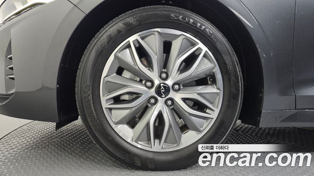 Kia K5 2023 — photo 5