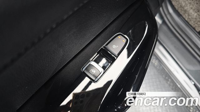 Kia K5 2023 — photo 19