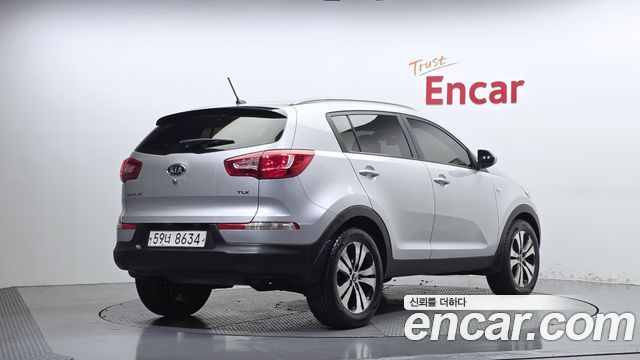 Kia Sportage 2012 — photo 2