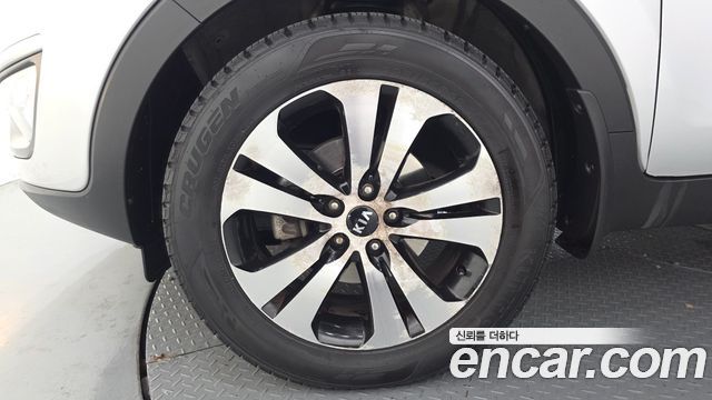 Kia Sportage 2012 — photo 5