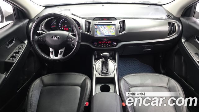 Kia Sportage 2012 — photo 10