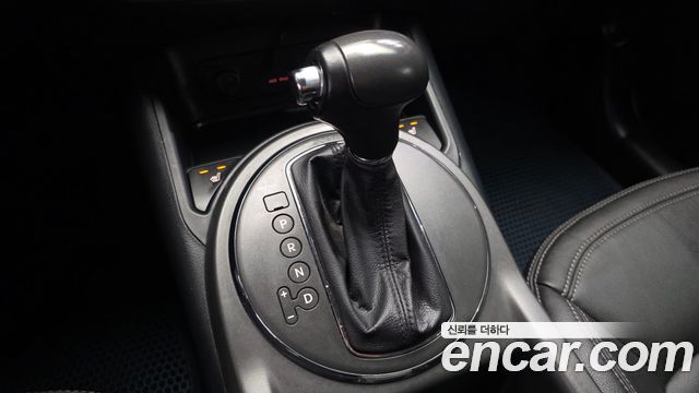 Kia Sportage 2012 — photo 12