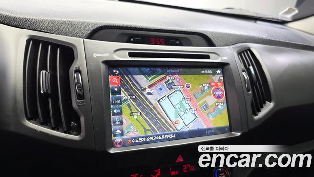 Kia Sportage 2012 — photo 21