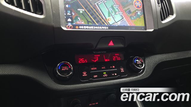 Kia Sportage 2012 — photo 23