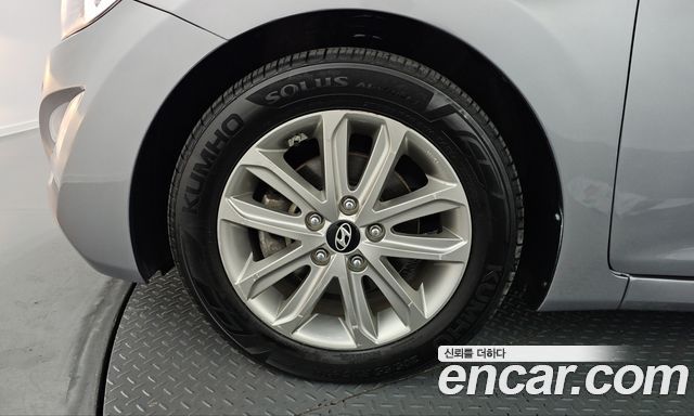 Hyundai AVANTE 2016 — photo 5