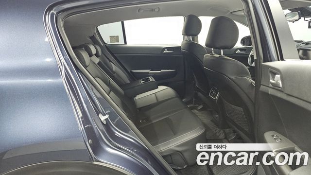 Kia Sportage 2019 — photo 18