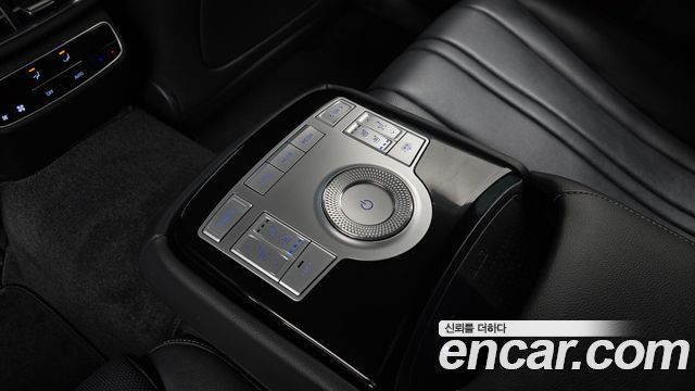 Genesis G80 2022 — photo 23