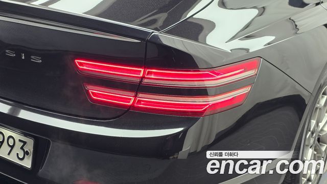 Genesis G80 2022 — photo 9