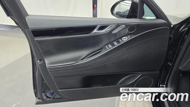 Genesis G80 2022 — photo 14