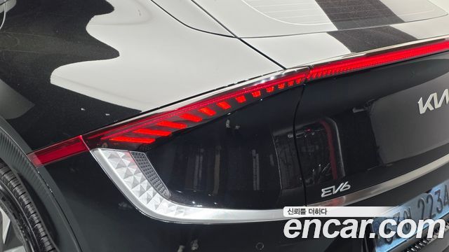 Kia EV6 2022 — photo 9