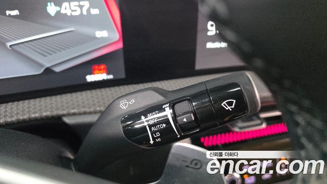 Kia EV6 2022 — photo 30