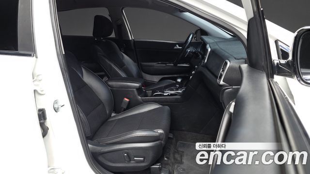 Kia Sportage 2022 — photo 17
