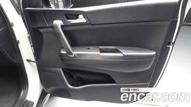 Kia Sportage 2022 — photo 14