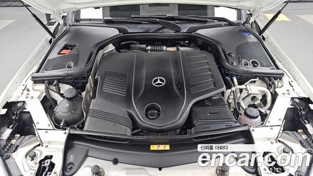 Mercedes-Benz CLS-Class 2021 — photo 6