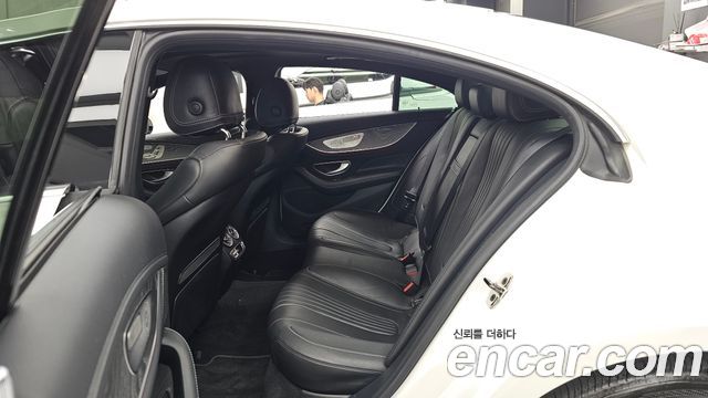 Mercedes-Benz CLS-Class 2021 — photo 16