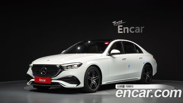 Mercedes-Benz E-Class 2025 — photo 1