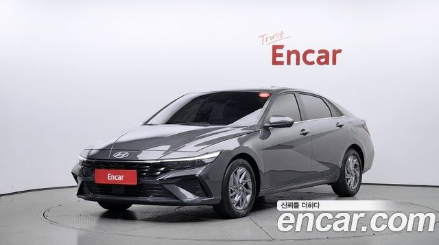 Hyundai AVANTE 2025 — photo 1