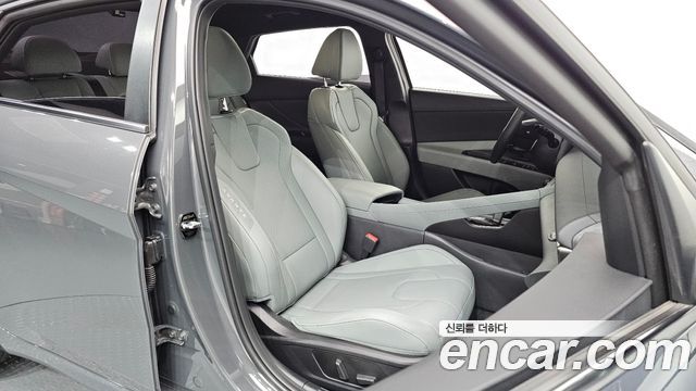 Hyundai AVANTE 2025 — photo 10