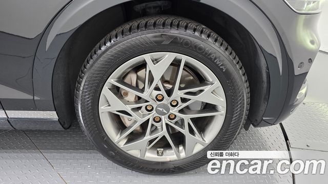 Genesis GV70 2023 — photo 7