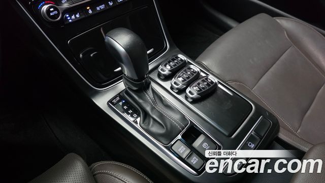 Hyundai Grandeur 2019 — photo 12