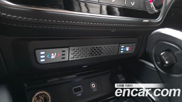 KG Mobility Rexton 2018 — photo 22