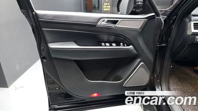 KG Mobility Rexton 2018 — photo 14