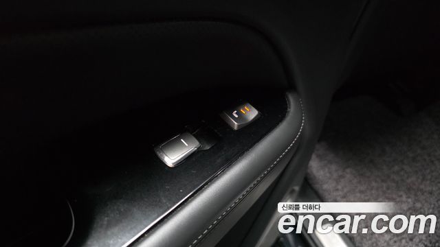 KG Mobility Rexton 2018 — photo 33