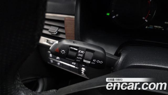 KG Mobility Rexton 2018 — photo 34